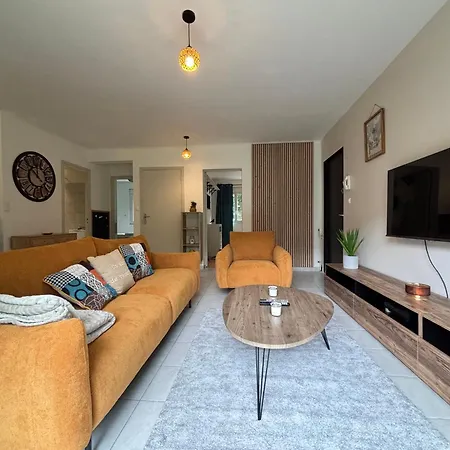 2 Les Bains Appartement